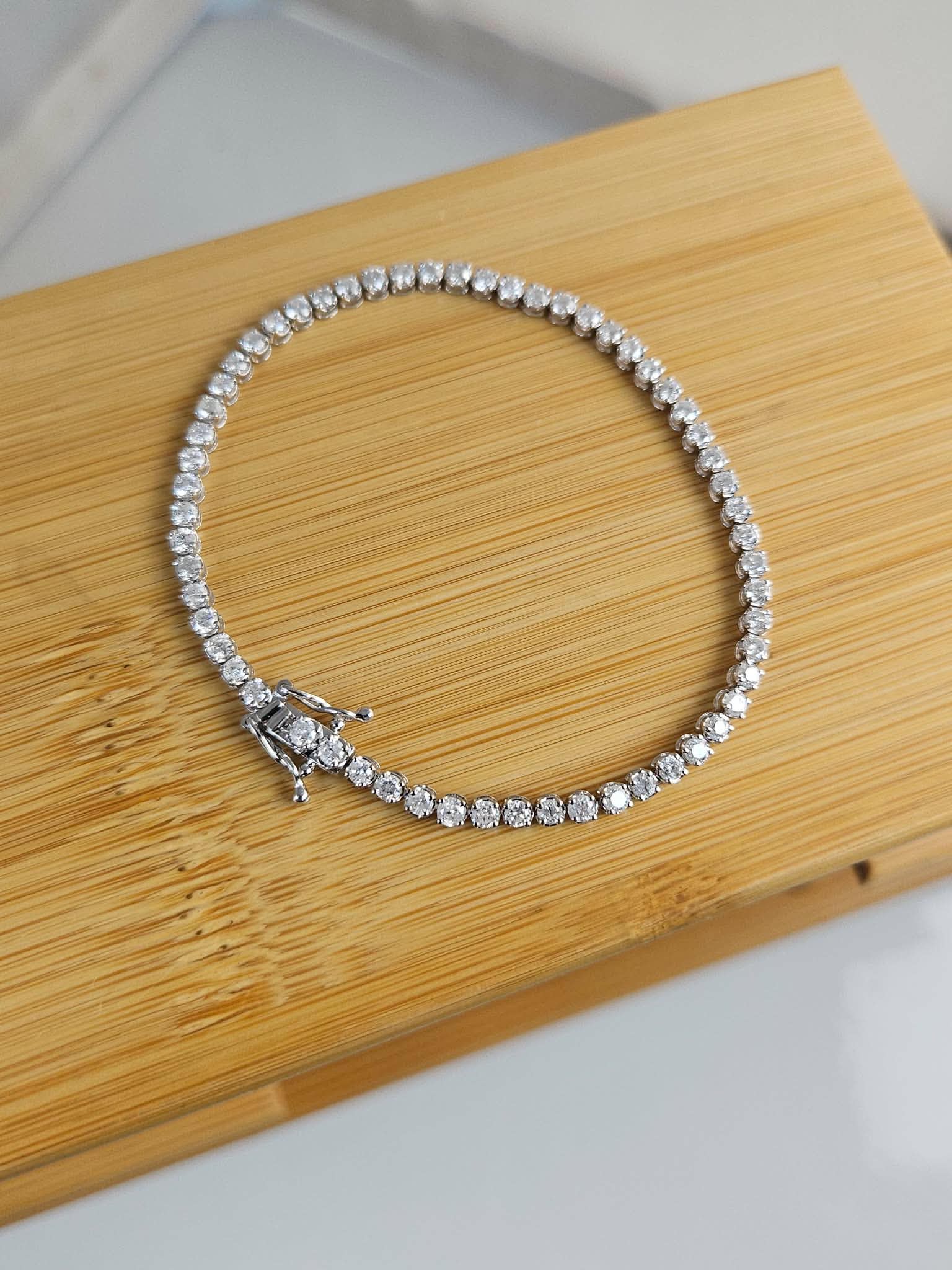 BWRMND-003_3.0ct Round Cut Natural Diamond Tennis Bracelet