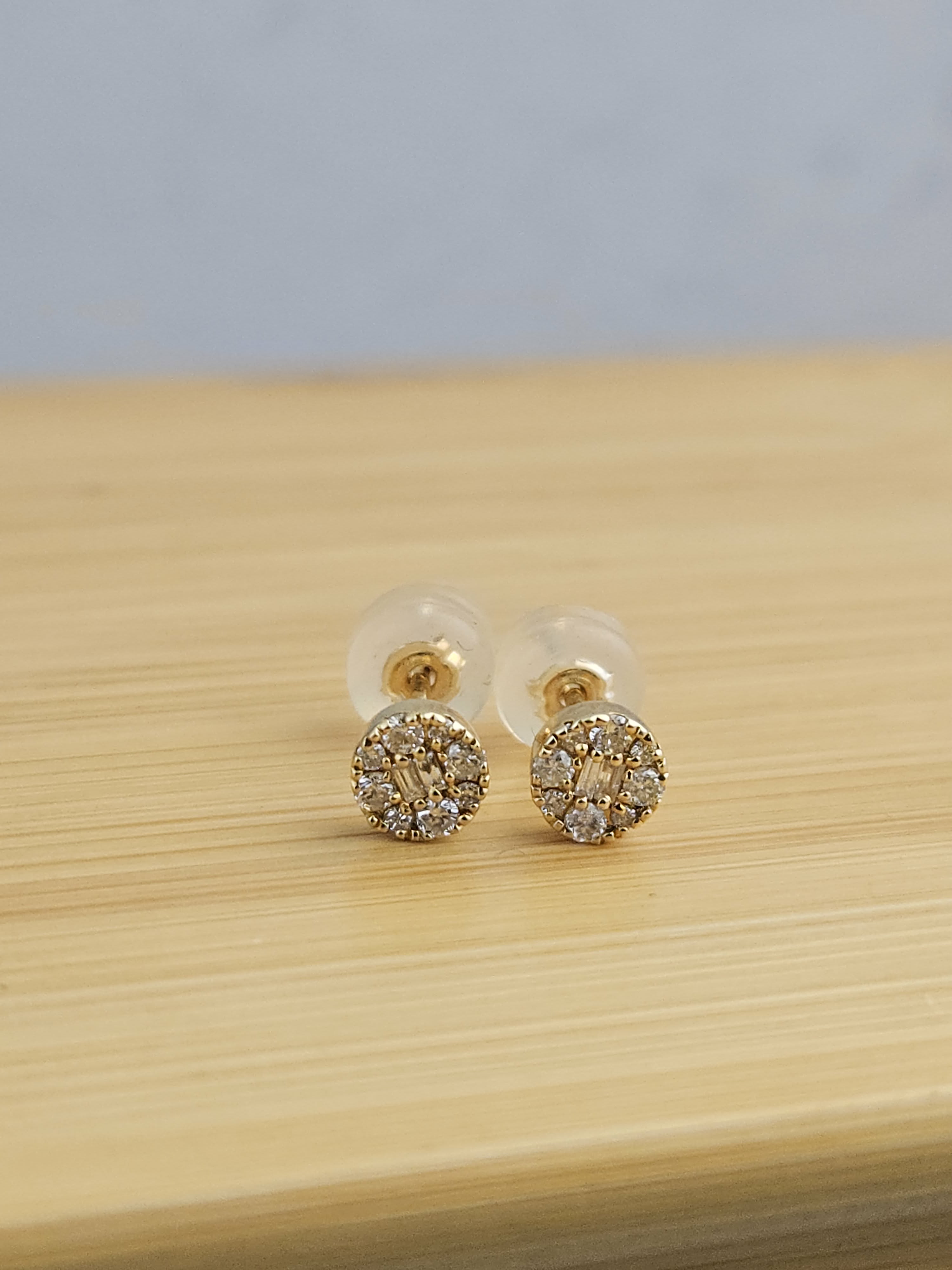 EARRMND-001_Natural Diamond Stud Small Earrings