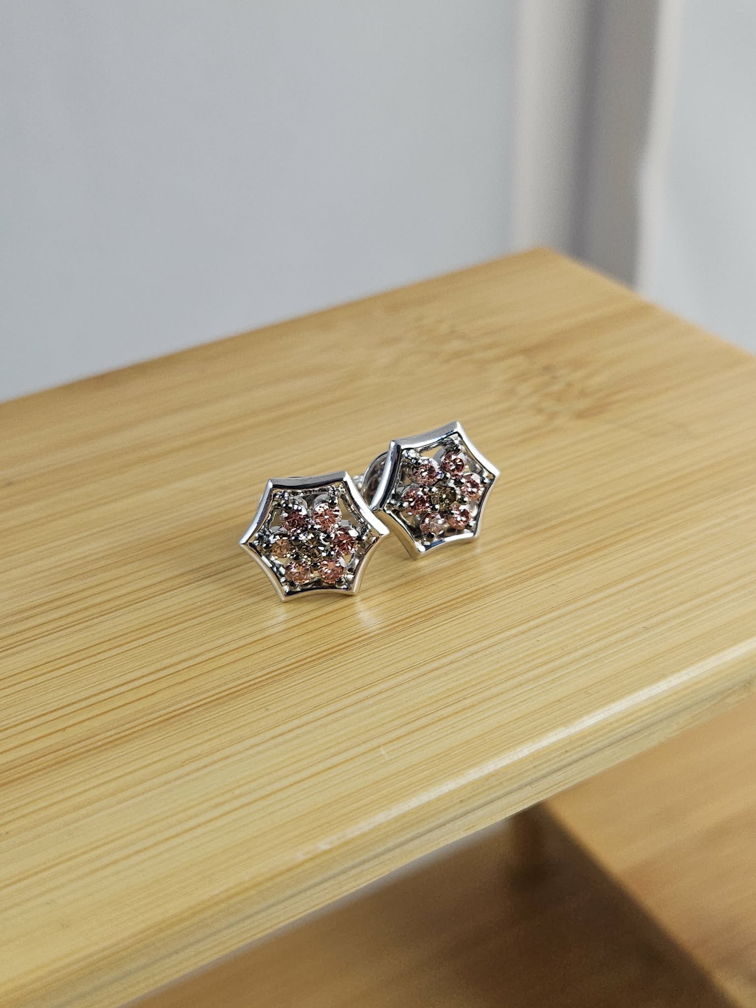 RM-Ear010_Hexia Pink Diamond Earrings