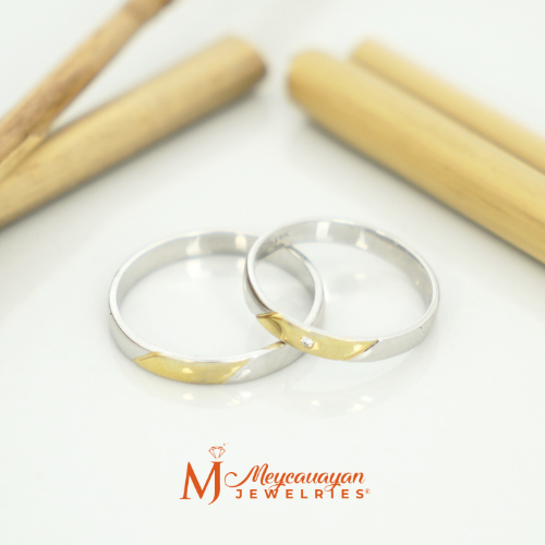 RM-WR018_White & Yellow Gold Minimalist Design Wedding Ring with 1pc 0.01ct Natural Diamond