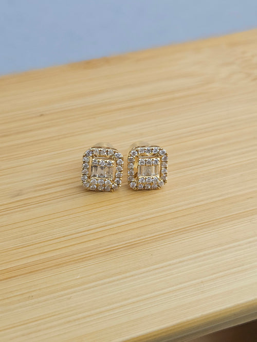 ERMND-001_Yellow Gold Illusion Earrings
